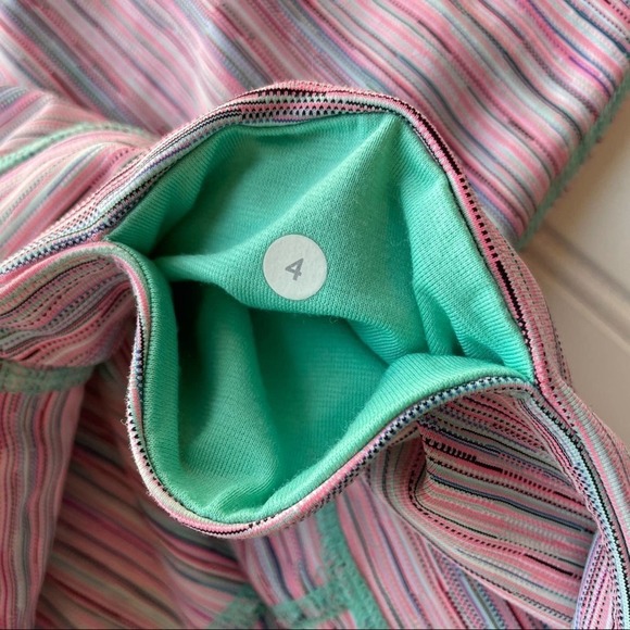 Lululemon Leggings Wunder Under Luxtreme  Cyber Stripe Pink Menthol Size 4 rare - Picture 5 of 13